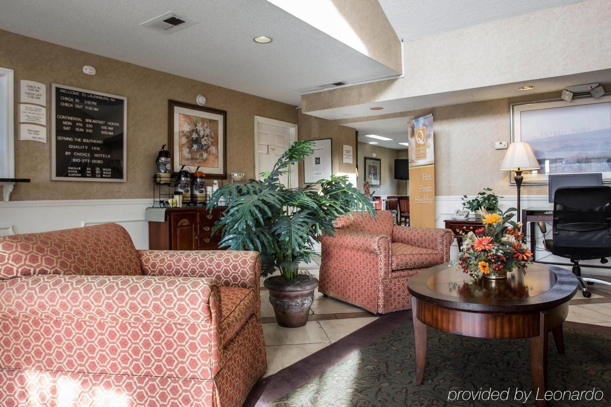 Quality Inn Лоринбърг Екстериор снимка